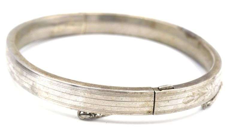 Lot of 2 Vintage 925 sterling silver bangles