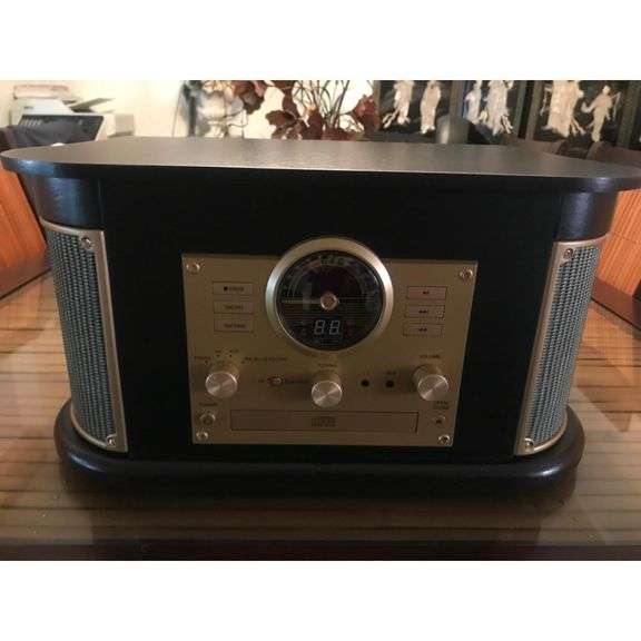 All-in-One 3-Speed Bluetooth Turntable