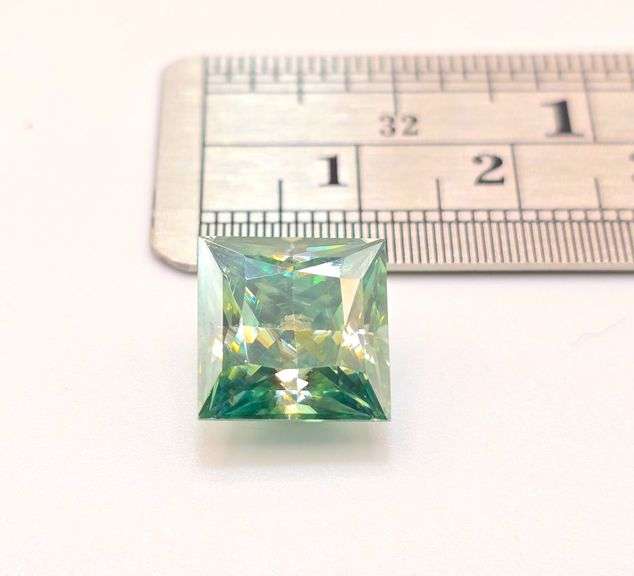 3.25 Ct Mint Green Princess Cut Fire Lab Simulated Diamond