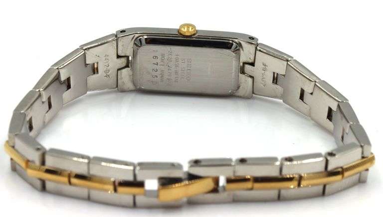 Seiko 2 tone quartz classic watch