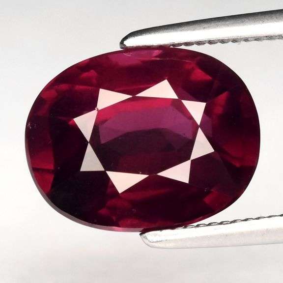 Violet Garnet! 3.18ct oval cut Rhodolite Garnet