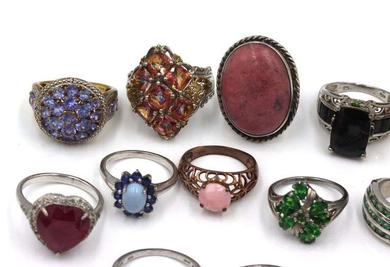 Group of 15 vintage 925 sterling silver gemstone rings