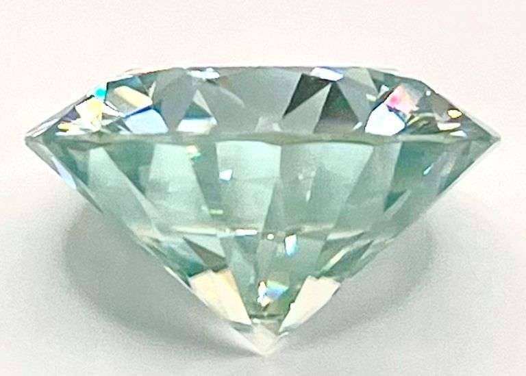 Sparkling Huge 19.4 Ct Mint Green Moissanite Solitaire