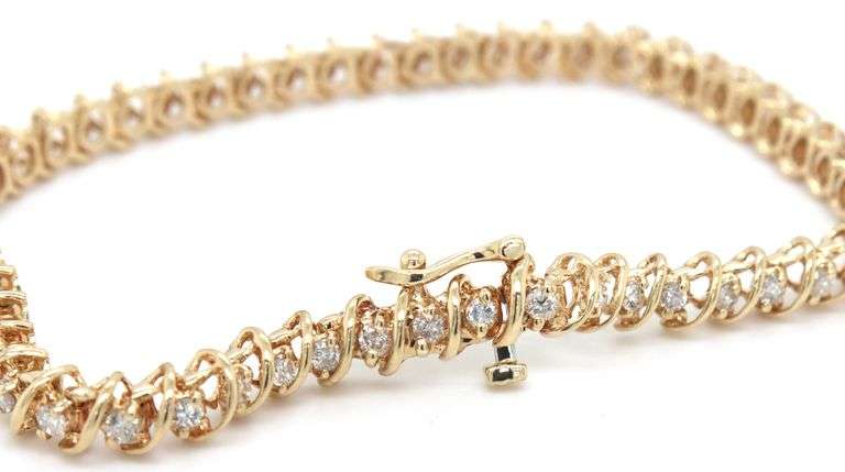 14kt Yellow gold 2ctw diamond tennis bracelet