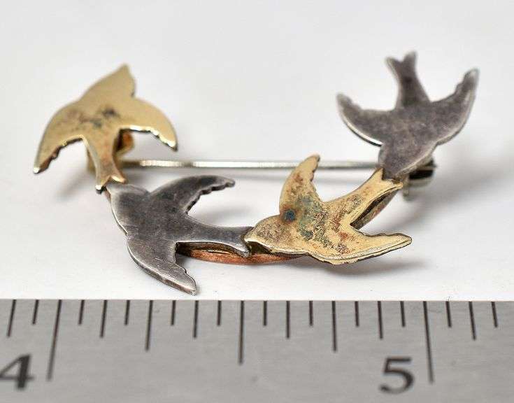 Bird Brooch in Sterling Silver