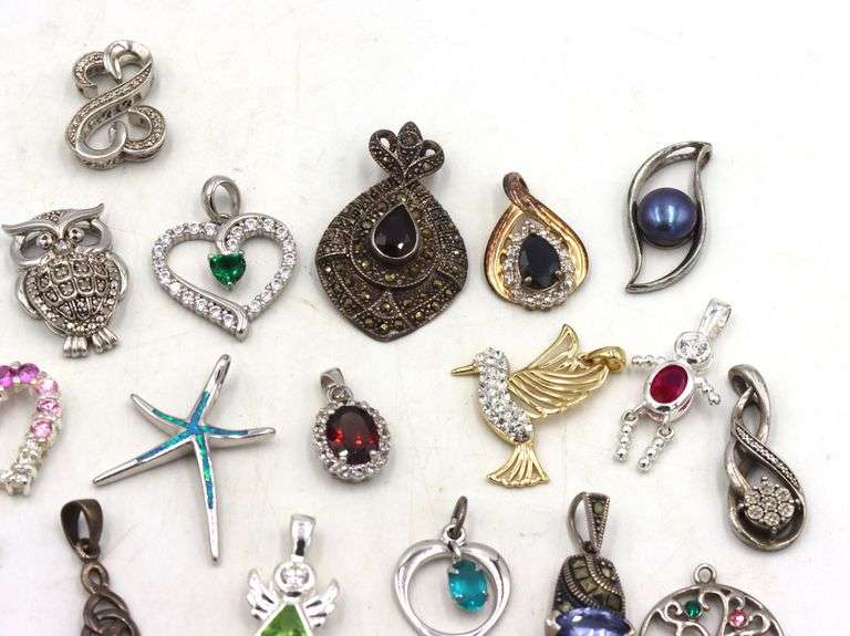 Group lot of vintage 925 sterling silver pendants