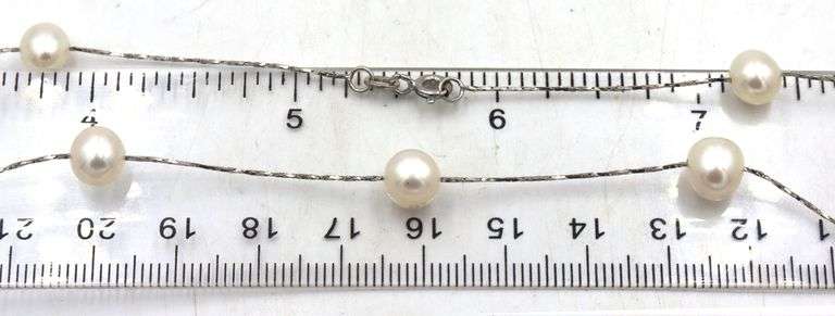 Group of 6 Vintage 925 sterling silver necklaces