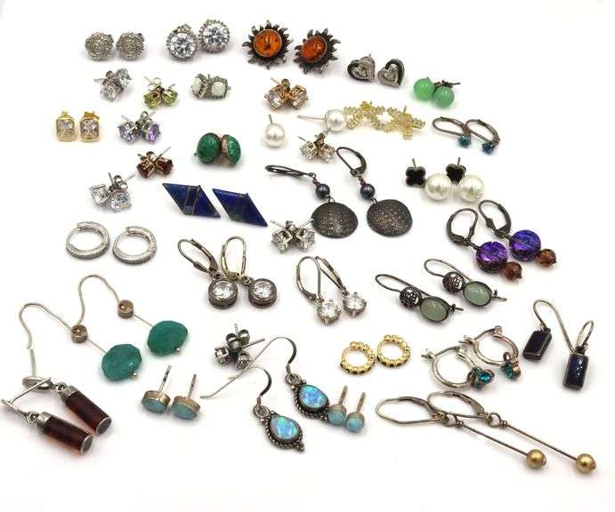Group lot of vintage 925 sterling silver earrings