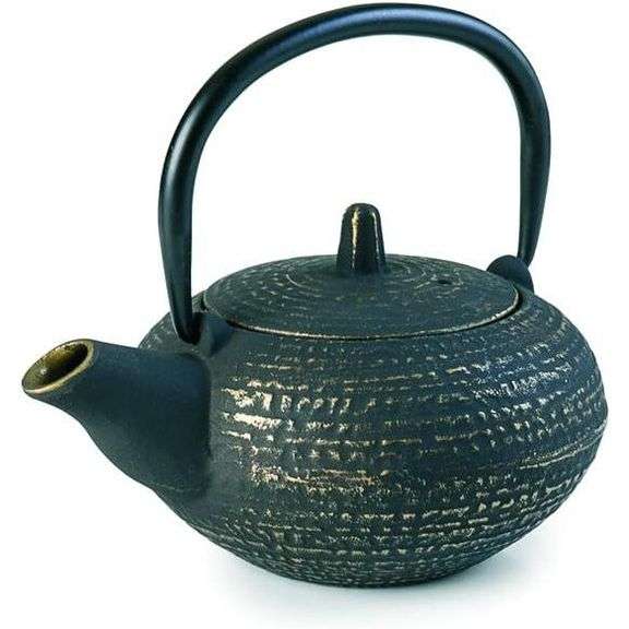 Japanese Style Cast Iron Teapot