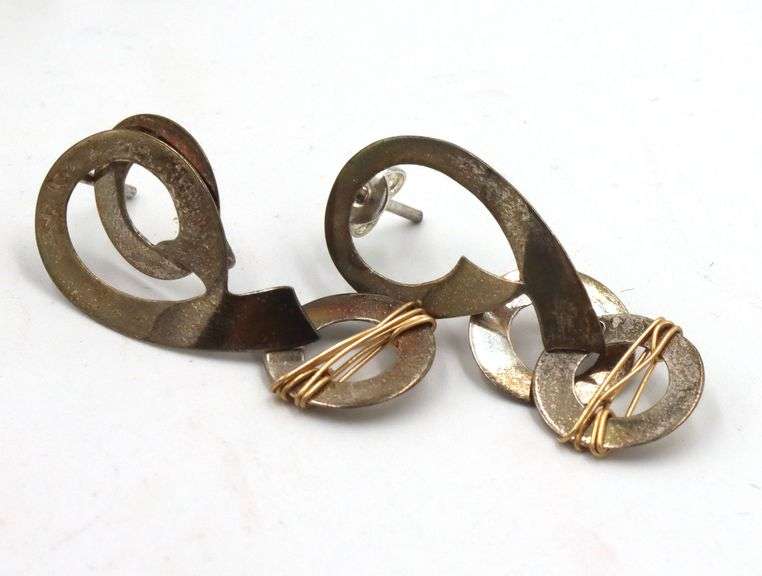 Lot of Vintage 925 sterling silver jewelry