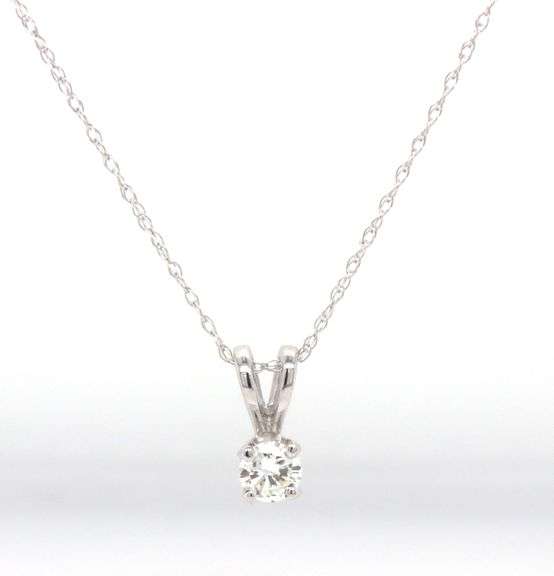 14kt White gold 0.15ctw round brilliant cut diamond pendant on chain