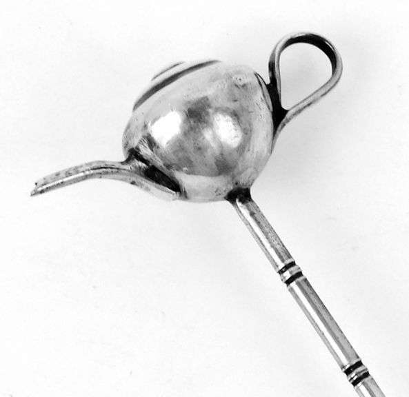 Rare Japanese Antique Sterling Teapot Hair Pick