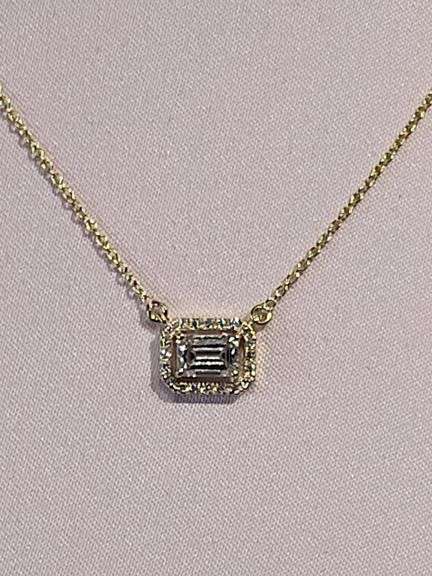 1.35ctw F, VVS1 lab grown diamond with 18" 14k gold pendent
