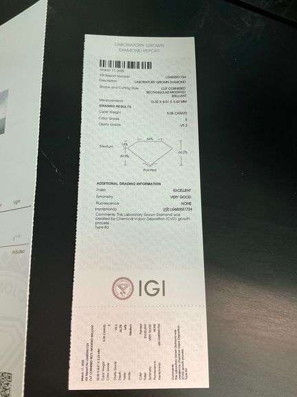 I.G.I CERTIFIED 5.05 CARAT RADIANT CUT LAB GROWN DIAMOND