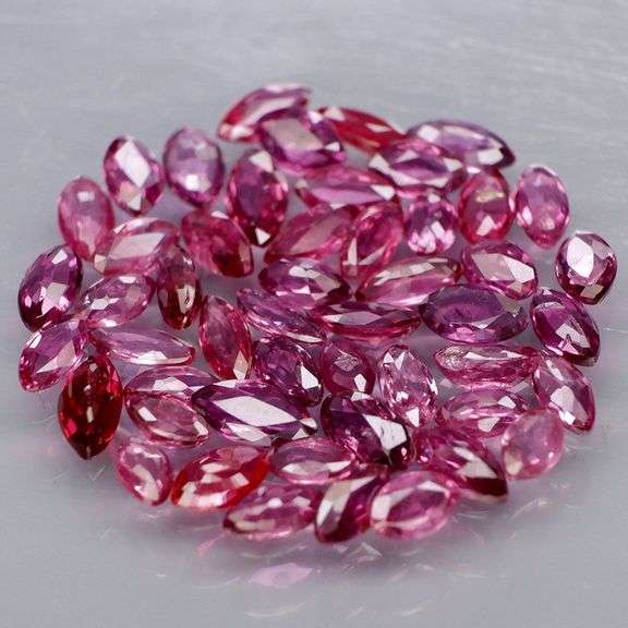 Amazing 5.10ct marquise cut pure Ruby set