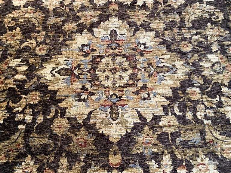 Eye Catching colorful rug 8x11