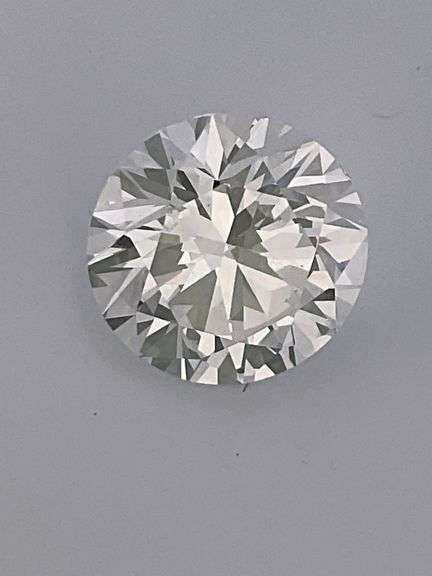 I.G.I CERTIFIED 3.56 CARAT ROUND BRILLIANT CUT DIAMOND