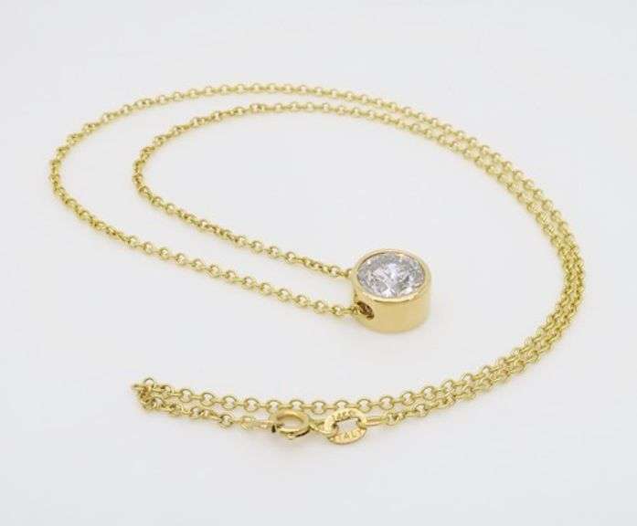 3.05CT Earth Mined Diamond Solitaire Pendant Necklace