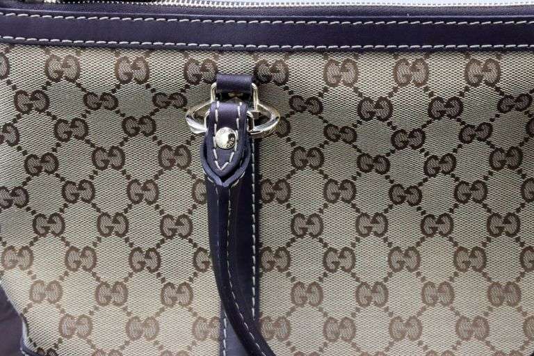 Gucci beige ebony GG canvas lovely heart shaped interlocking G tote bag