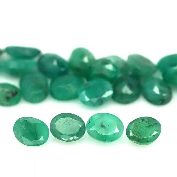 8.70ct 25 piece Zambian Emerald set