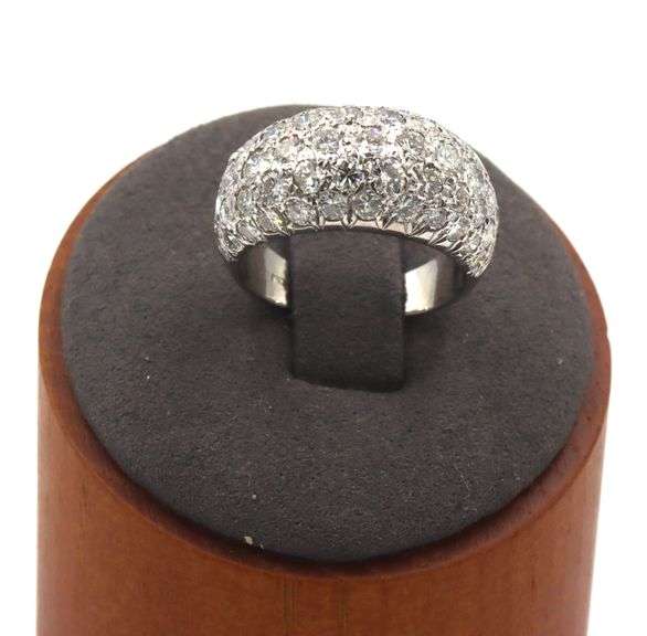 18kt White gold 2.50ctw diamond pave dome ring