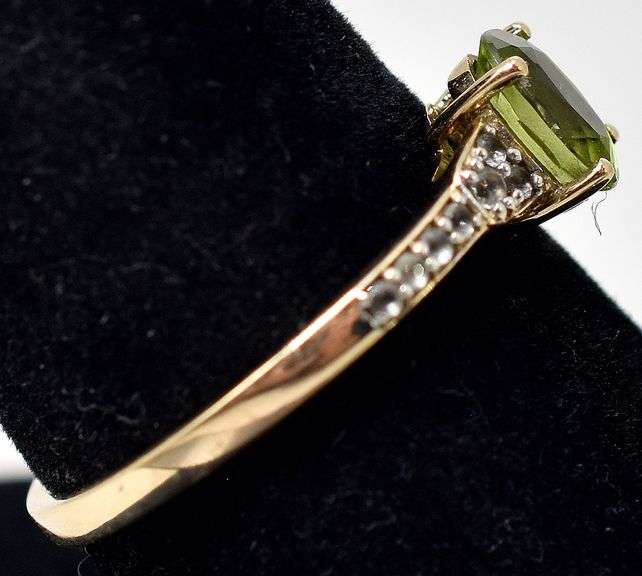 Marvelous 10K Yellow Gold Peridot and Diamond Ring