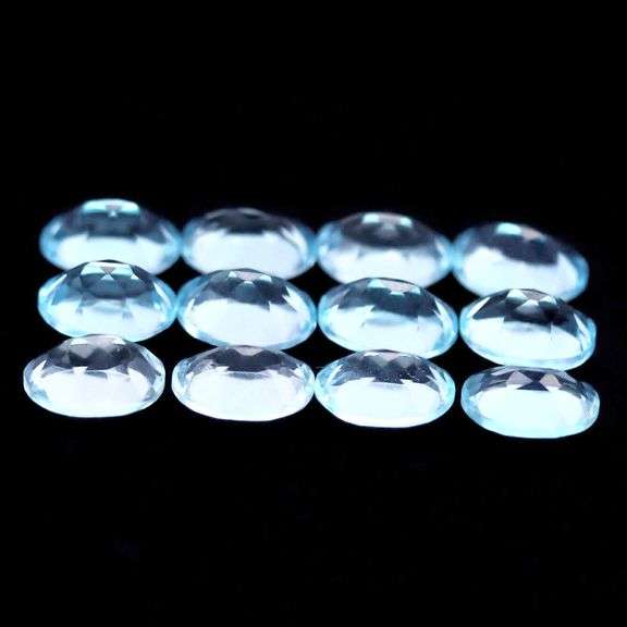 Matched! 12 piece 11.95ct glittering sky blue Topaz set