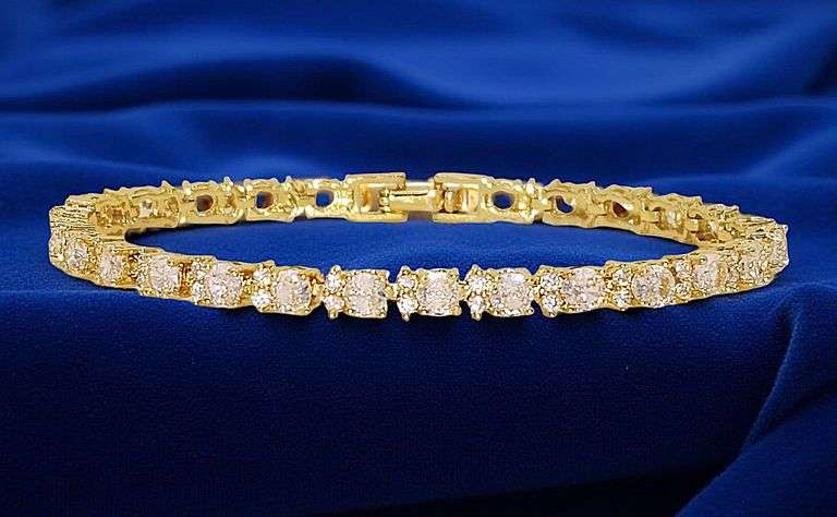 14 Kt Yellow Gold Plated 7.25 Ctw Lab Simulated Diamond Tennis Bracelet