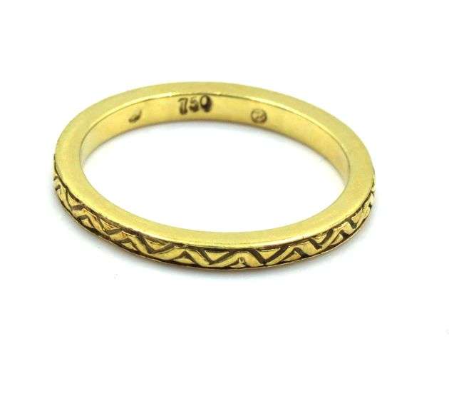 Stackable 18K YG Patterned Band by Hidalgo