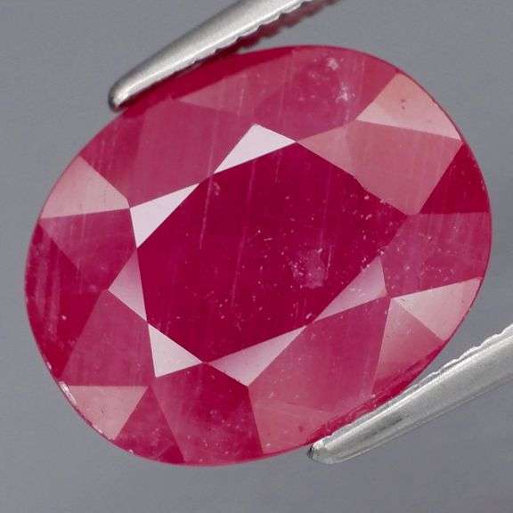 HUGE! HEATED ONLY! 6.07ct violet red Ruby!