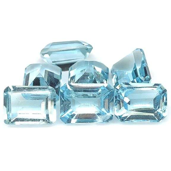 High fire 12.78ct sky blue Topaz set