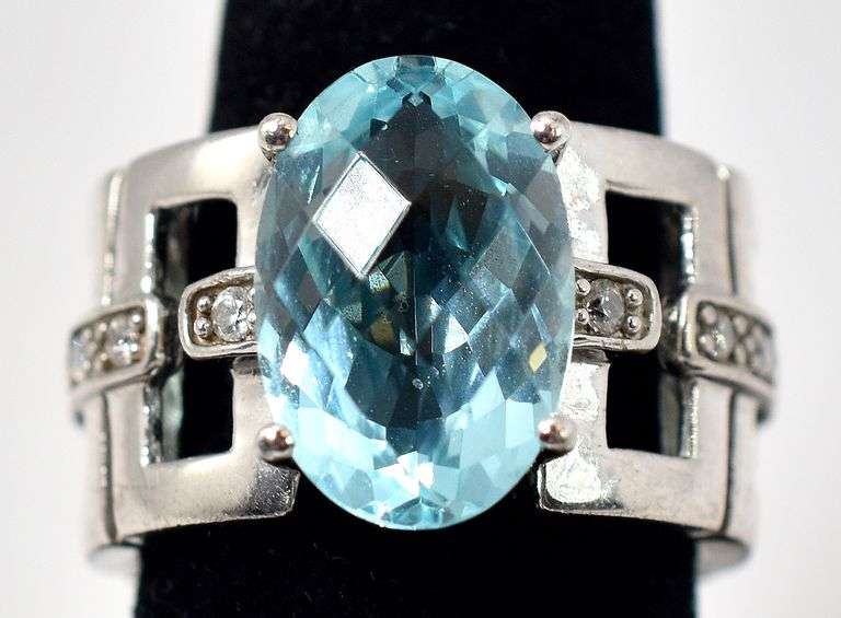 Blue Topaz and Cz gemstone Ring in Sterling Silver