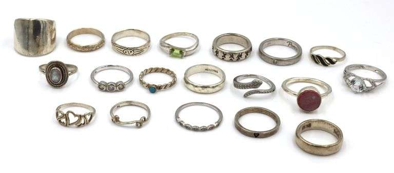 Group lot of Vintage 925 sterling silver rings
