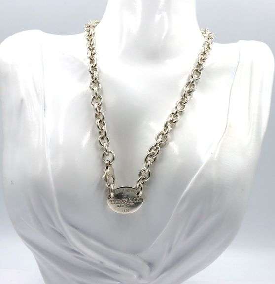 Tiffany & Co oval tag necklace in 925 sterling silver