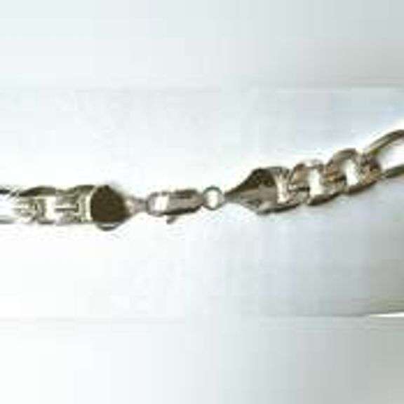 Sparkling 83.6 Gram Tri-Layered .925 Silver Plated Italian Figaro Link Necklace