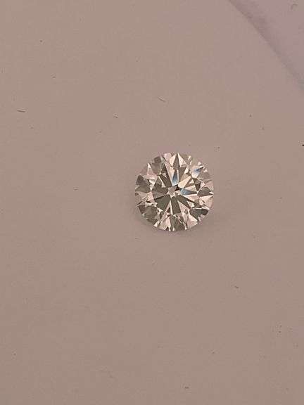 I.G.I CERTIFIED 3.25 ROUND BRILLIANT CUT LAB GROWN DIAMOND