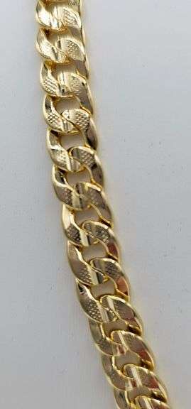 Gorgeius 69.6 Gram 14 Kt Tri-Layered Gold Plate Cuban Link Necklace