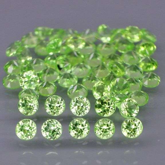 Round cut! Untreated! Jeweler matched! 4.79ct Peridot set!