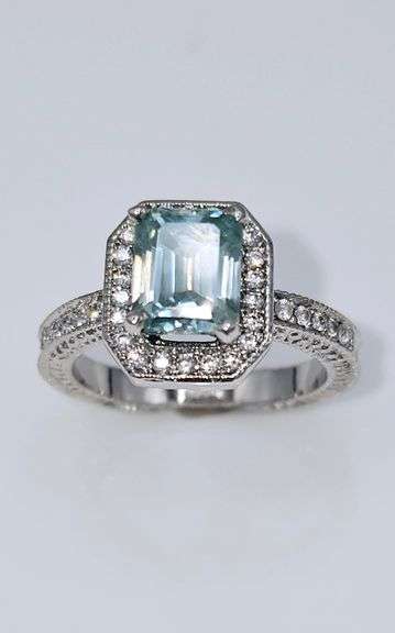 14 Kt White Gold Plated 2.65 Ct Lab Simulated Paraiba Tourmaline Diamond Ring