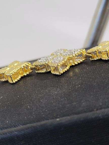 Roberto Coin 18K Gold Venetian Princess Diamond Flower Bracelet