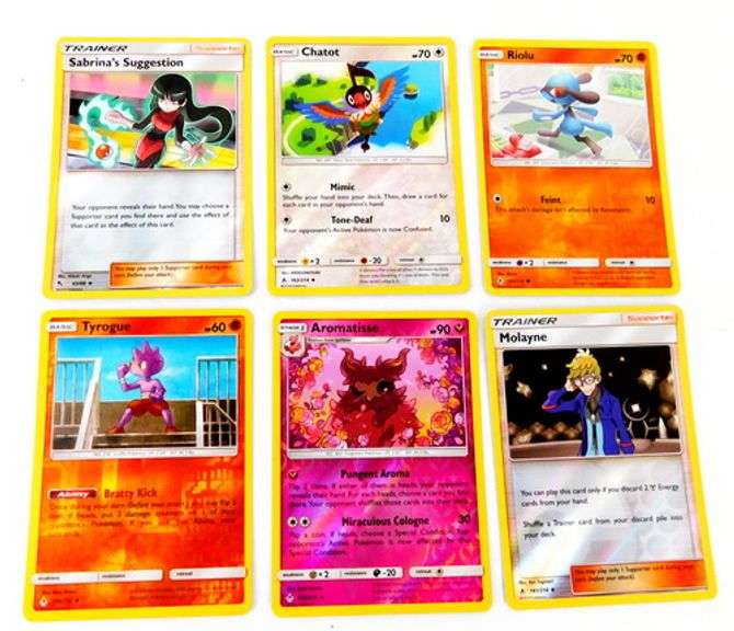 6 Pokémon 2019 Halo Trade Cards