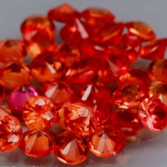 Intense! 2.84ct true Mandarin orange Sapphire set!!!