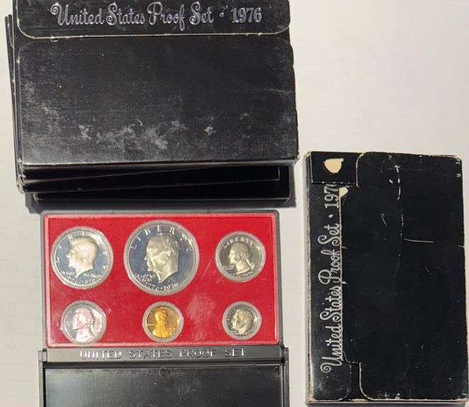 5 1976 Bicentennial Year Black Box US Proof Sets