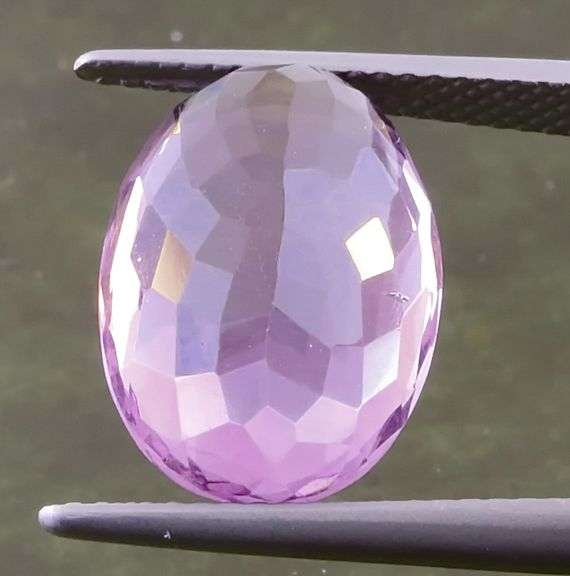 Stunning 8.28ct violet Bolivian Amethyst