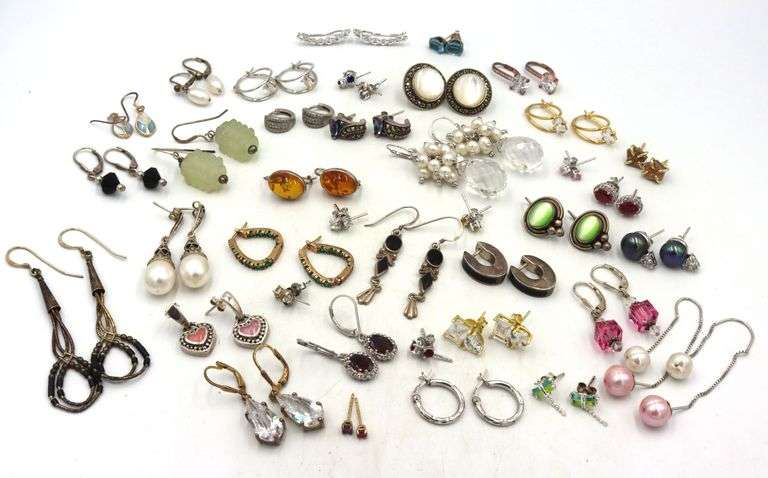 Group lot of Vintage 925 sterling silver earrings