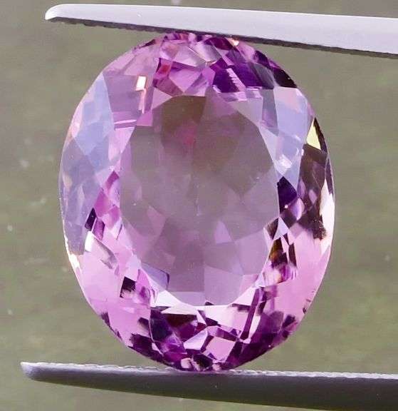 Beautiful 9.29ct natural violet pink Amethyst