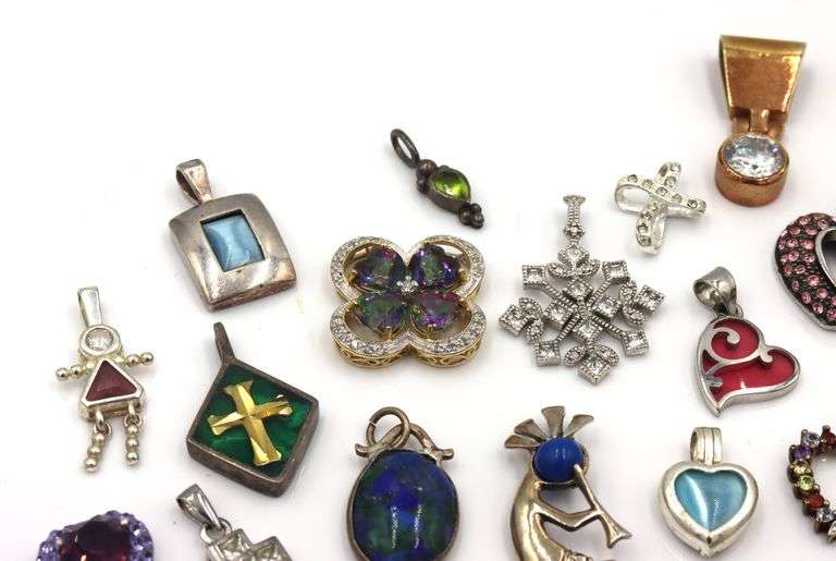Group lot of Vintage 925 sterling silver pendants