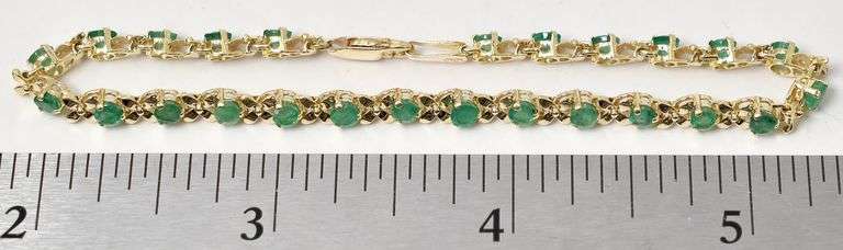 Wonderful 14K Yellow Gold Emerald Bracelet