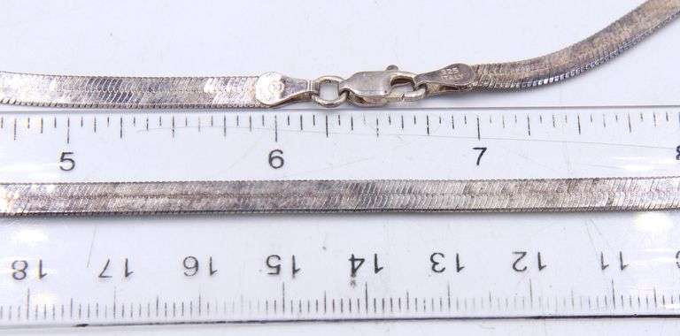 Italian vintage 925 sterling silver herringbon chain necklace
