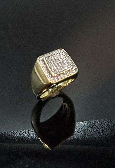 Men's 14 Kt Gold Plate 8.25 Cttw. Lab Simulated Diamond Ring.